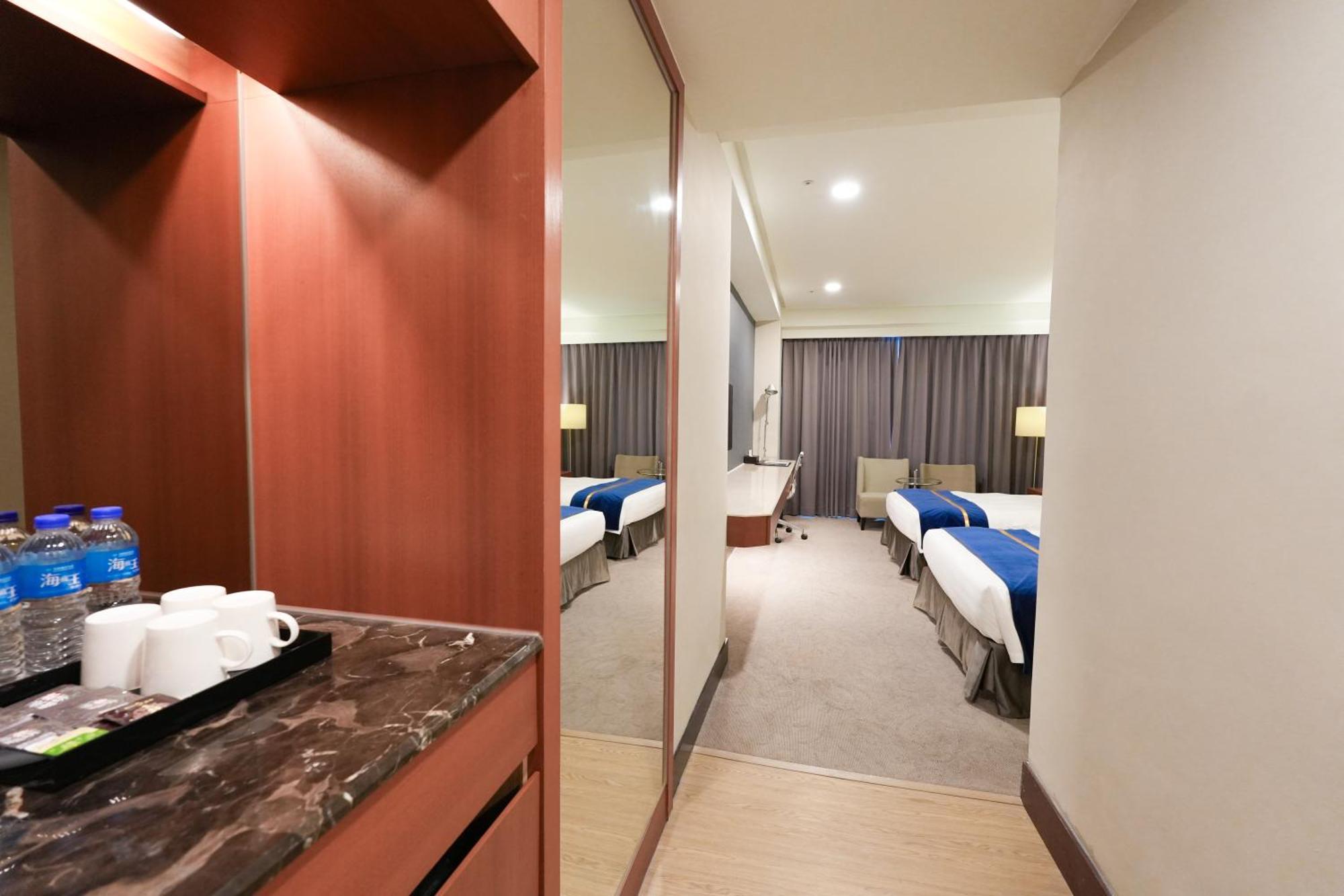 Hiyeshotel勤天商旅-花蓮館 Hualien Dış mekan fotoğraf