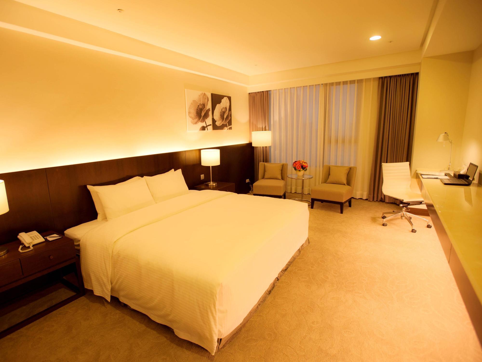 Hiyeshotel勤天商旅-花蓮館 Hualien Dış mekan fotoğraf