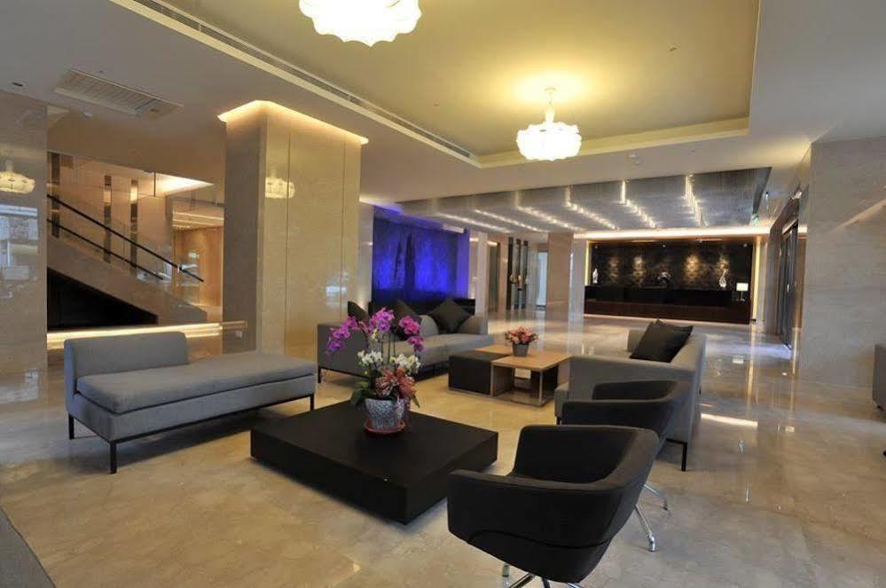 Hiyeshotel勤天商旅-花蓮館 Hualien Dış mekan fotoğraf